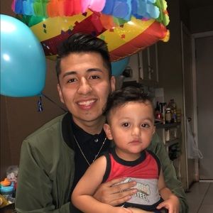 Meet your Posher, Eduardo